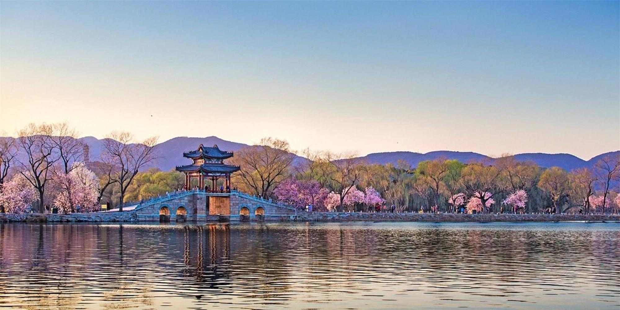 Jingfang Building Smart Hotel - Located In The Busiest Part Of The Downtown Area, Near Beijing Tiananmen Square And The Forbidden City,Wangfujing Shopping Street ,Newly Opened Hotel,Provide Free Laundry Service,Provide Tourism And Ticketing Services Экстерьер фото